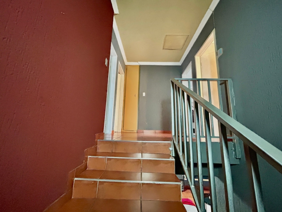 To Let 3 Bedroom Property for Rent in Waterval East North West